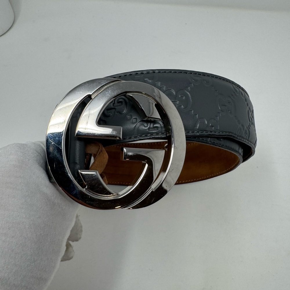 💯Authentic Gucci Grey Leather & Silver Interlocking GG Belt -size 85 - Picture 2 of 4